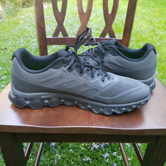 Inov-8 Men's Gray Running Shoes Size 13 - Picture 3 of 8